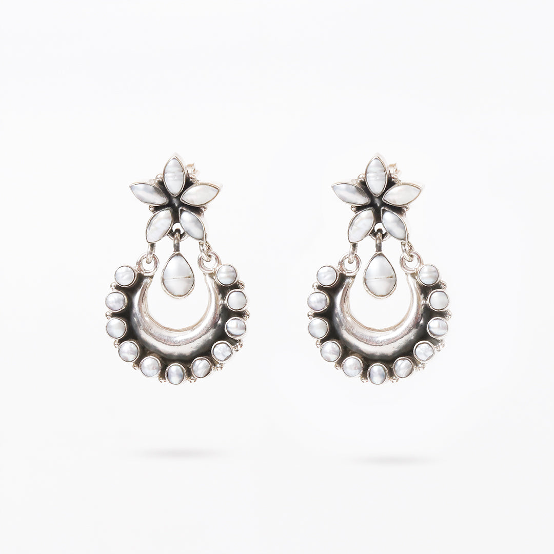 Pearl Chandbali