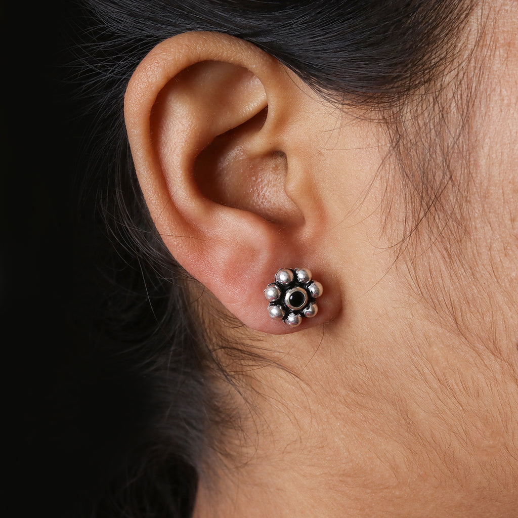 Black Kudi Studs