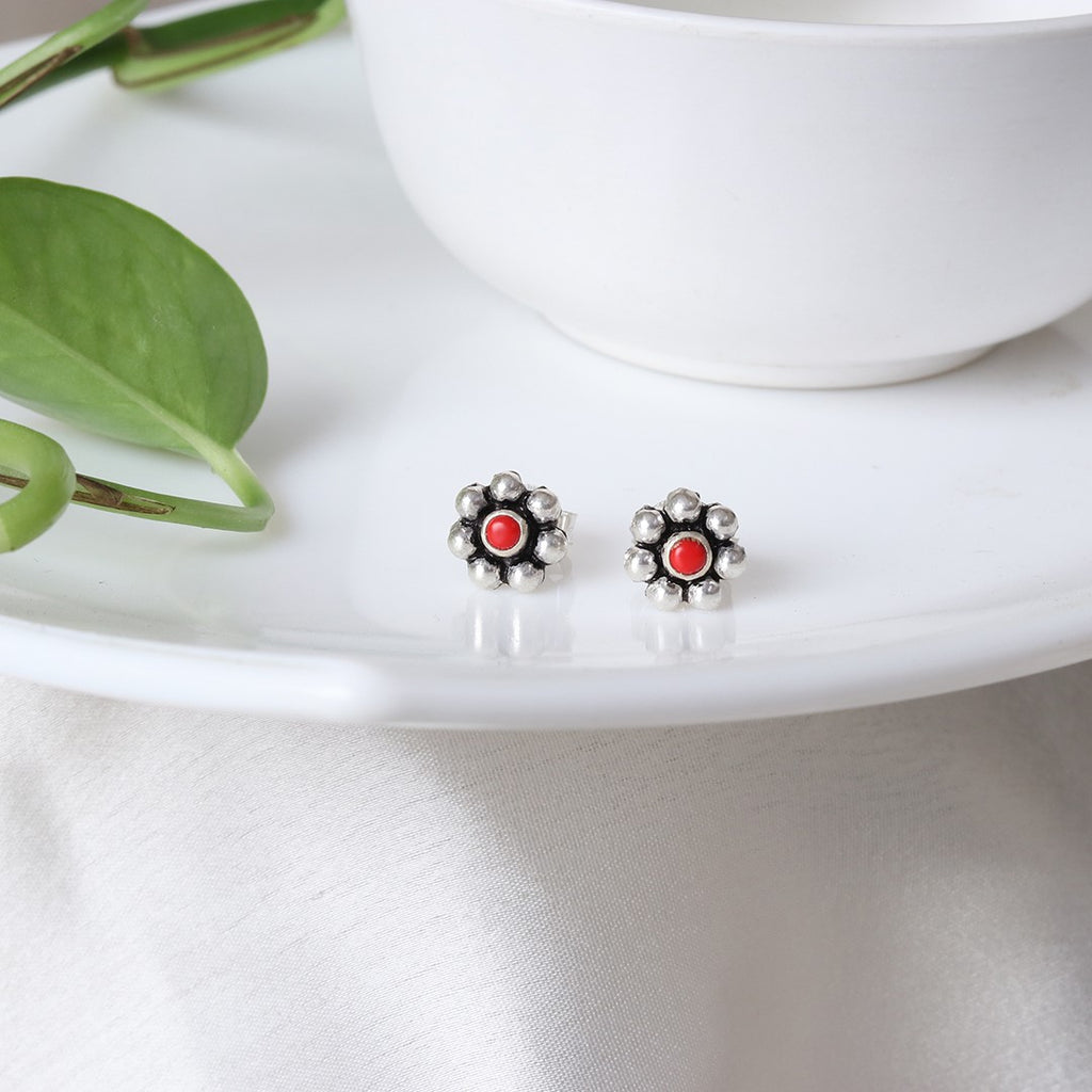 Coral Kudi Studs