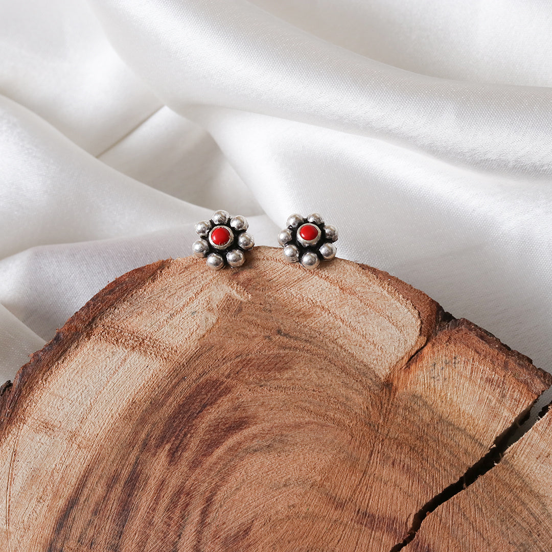 Coral Kudi Studs