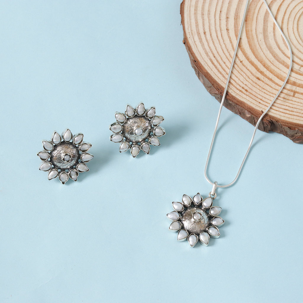 Pearl Pendant Set