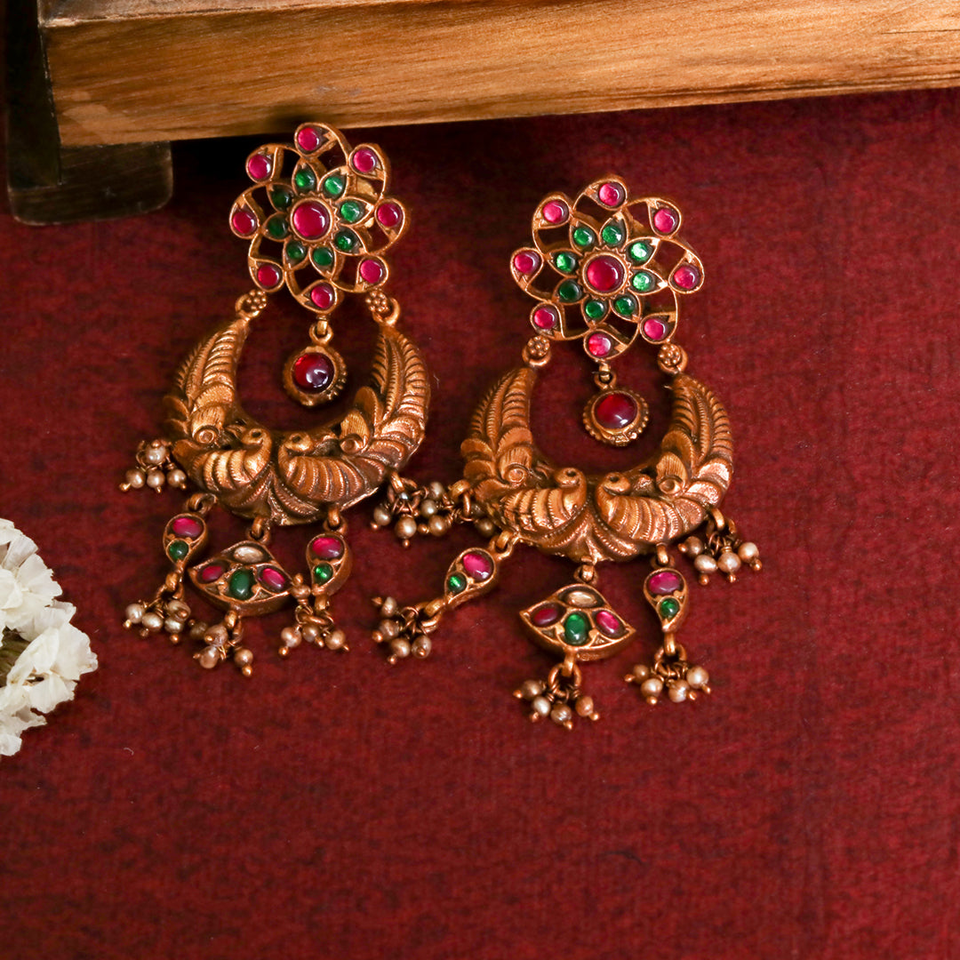 SILVER EARRING