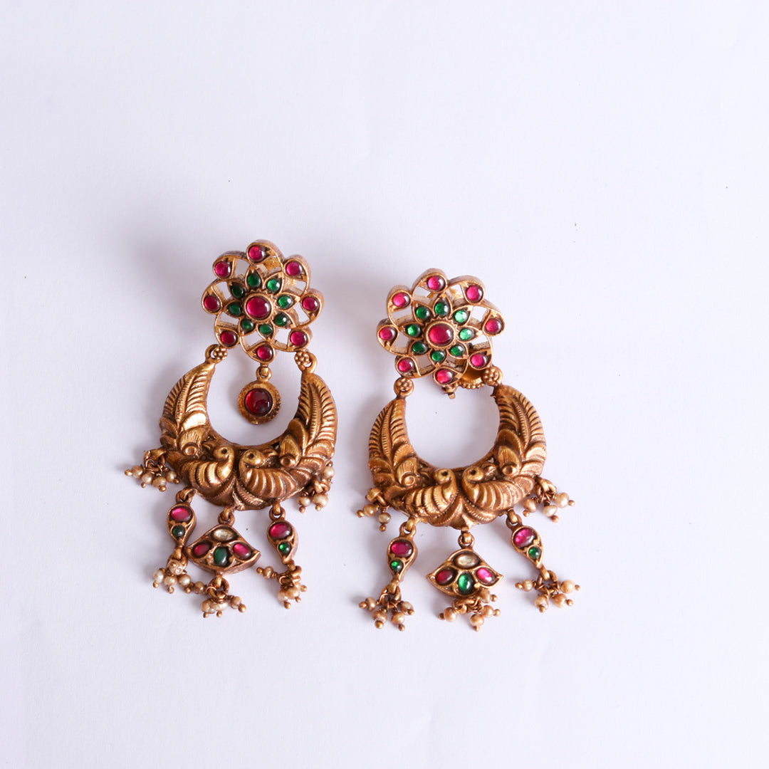 SILVER EARRING