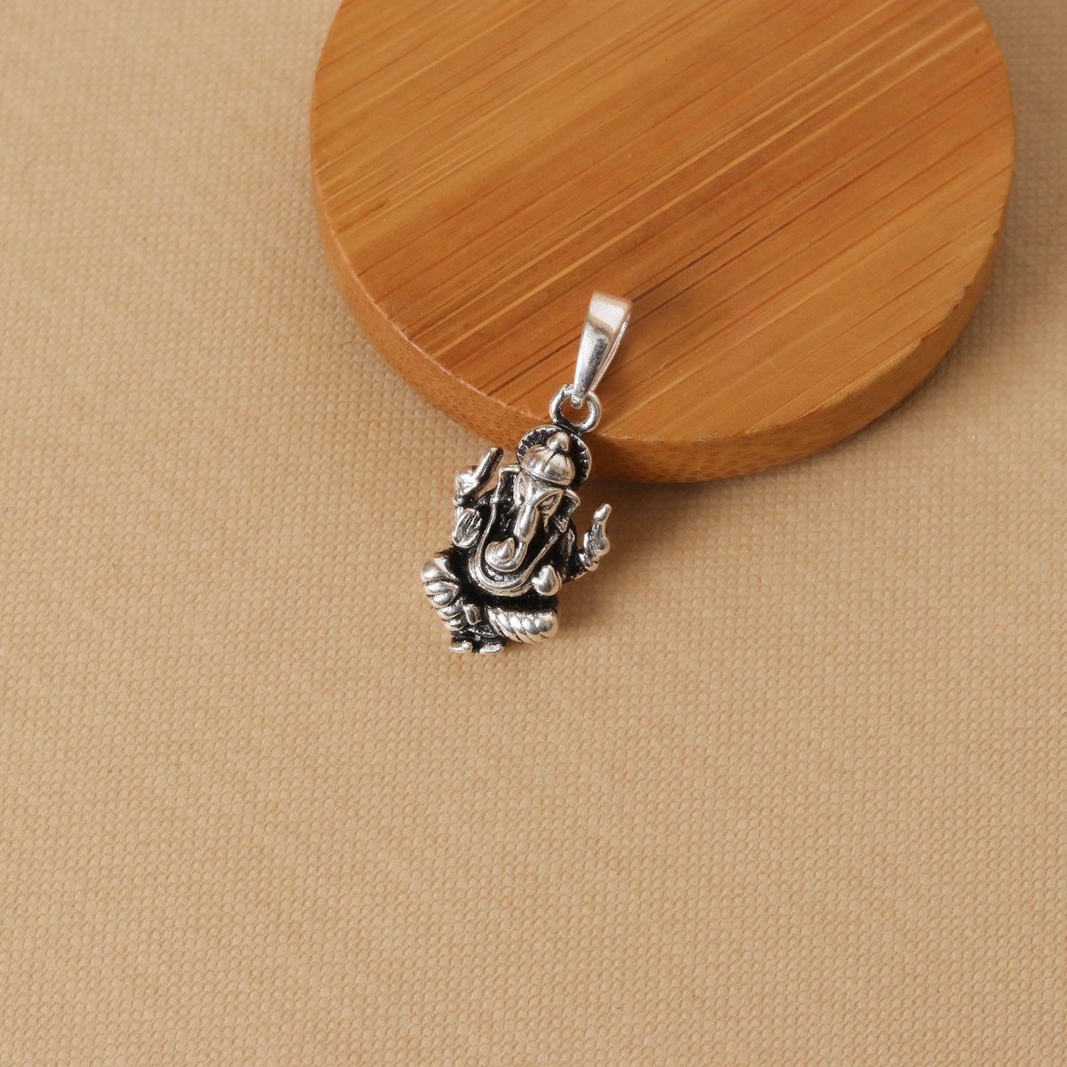 Pendant