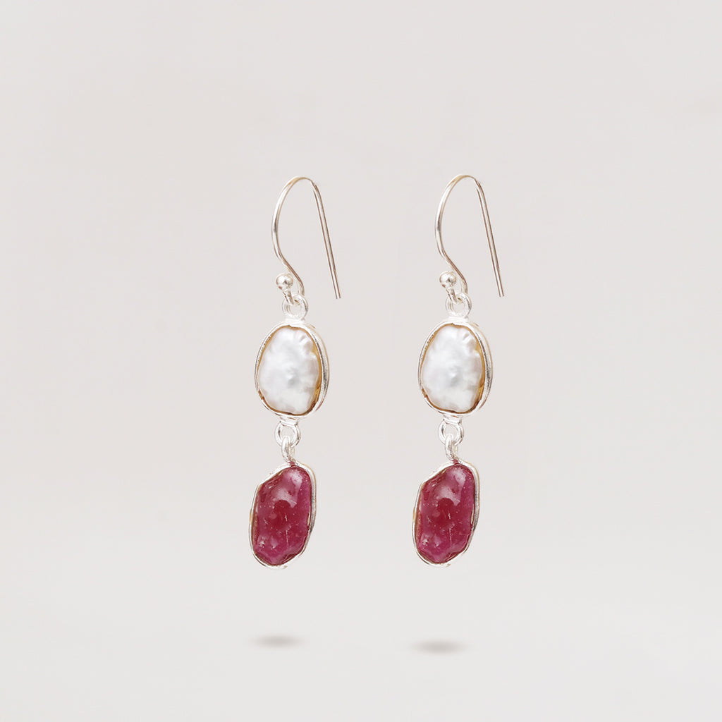 White Pearl and Red Stone Drop Earrings – Drop earrings