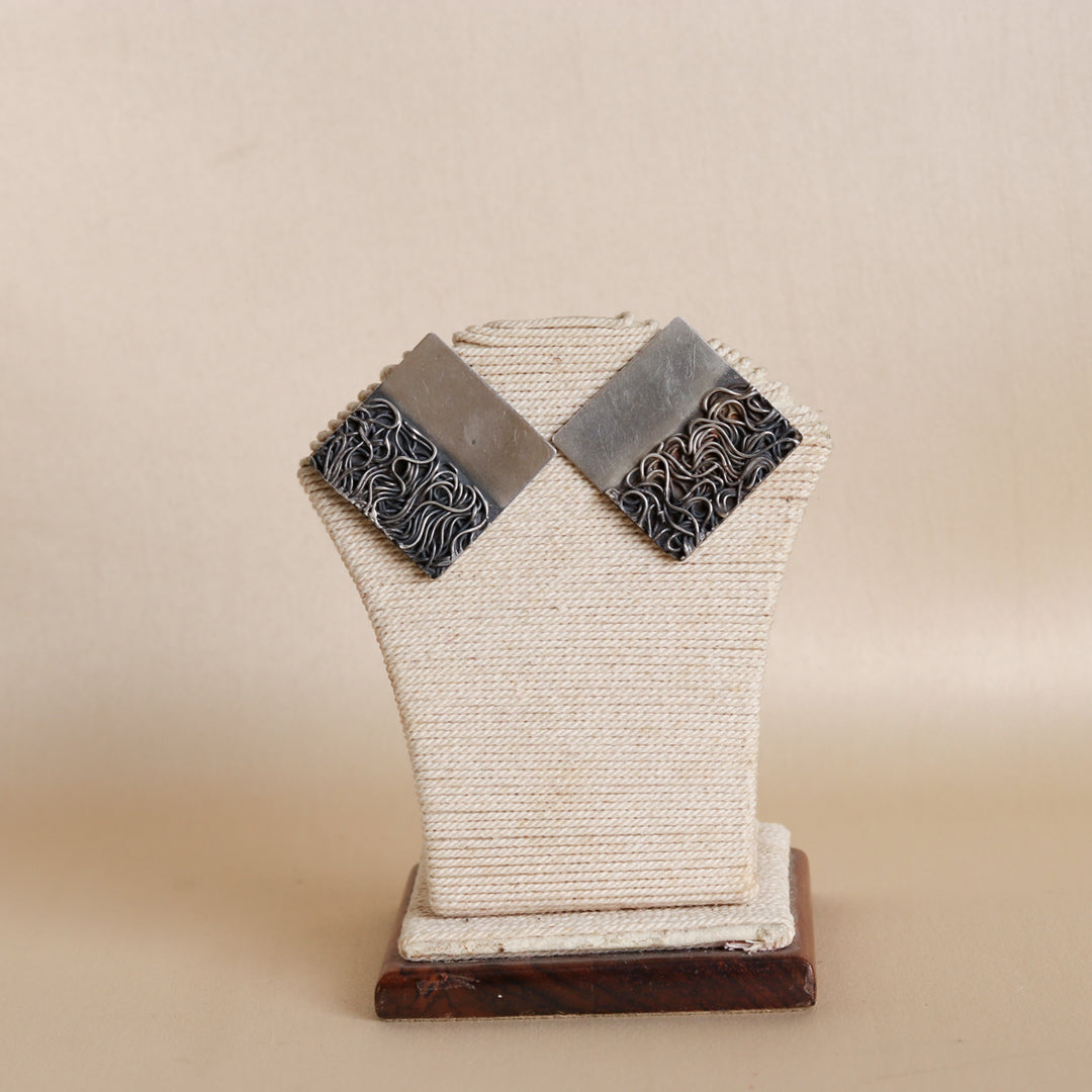 Meshed Square Studds