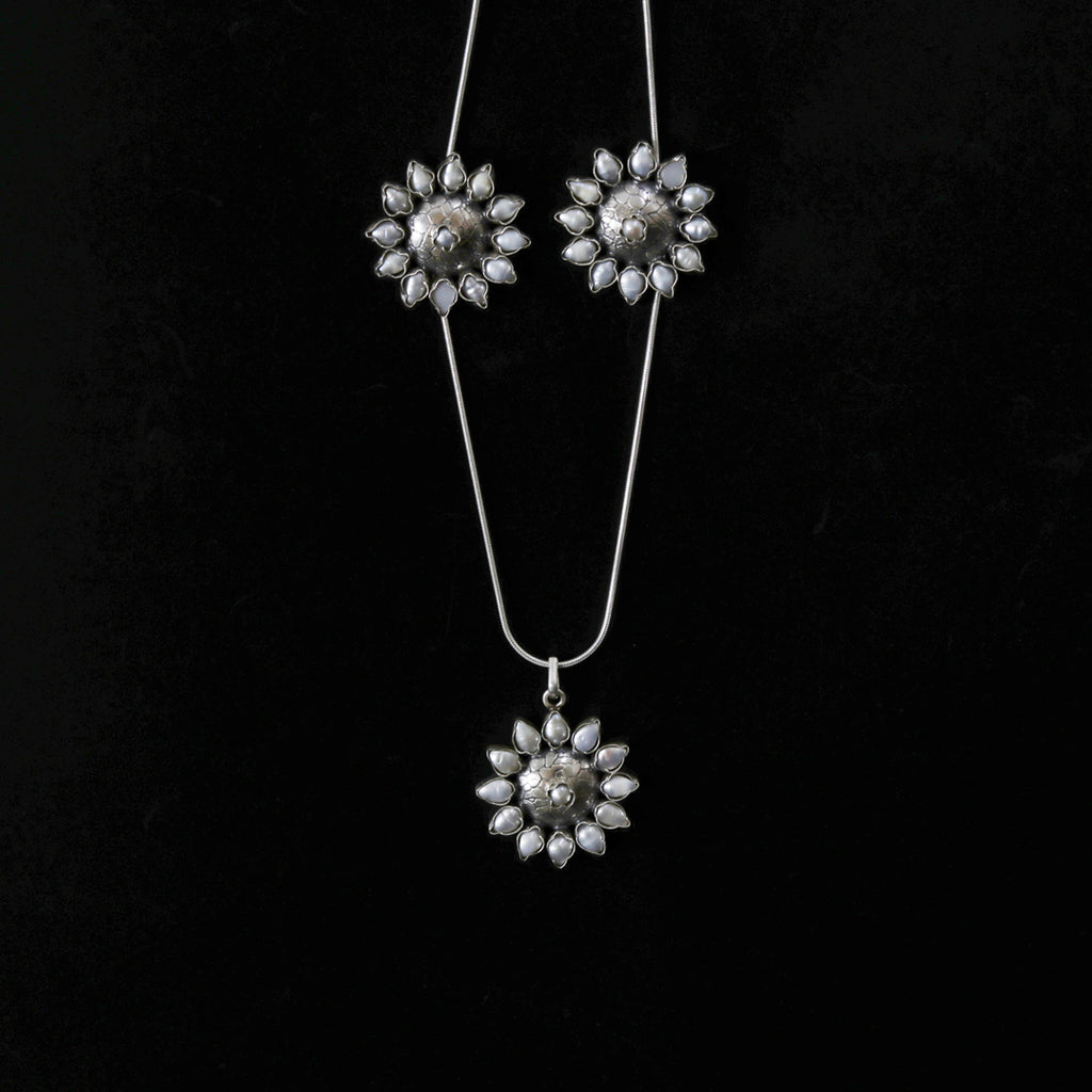 Pearl Pendant Set