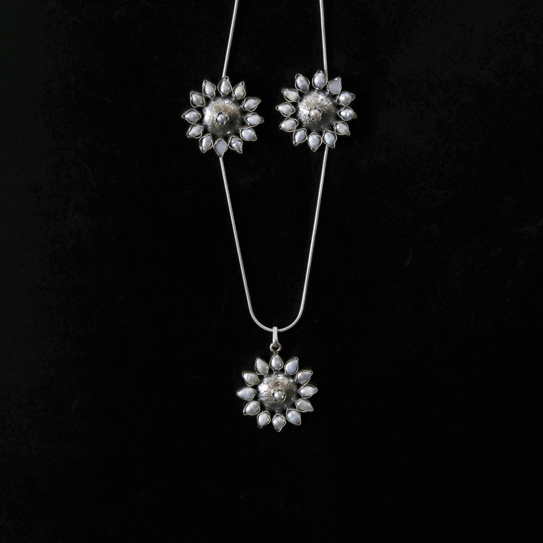 Pearl Pendant Set
