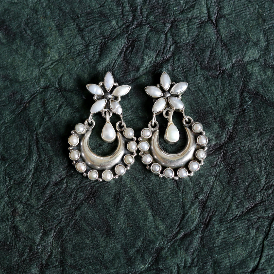 Pearl Chandbali