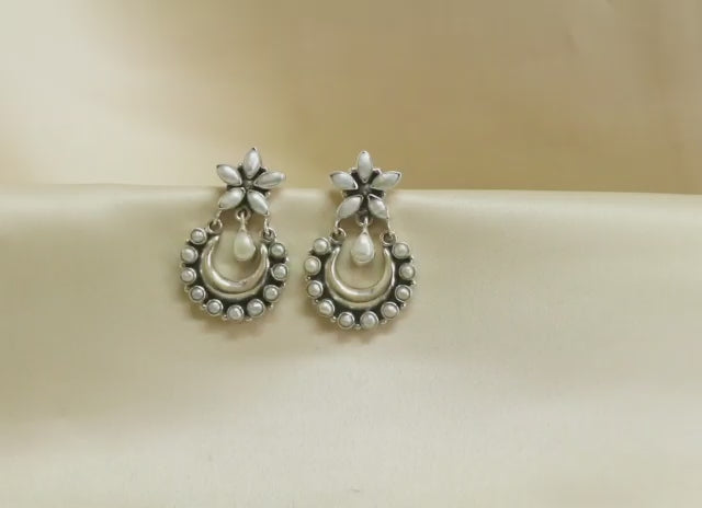 Pearl Chandbali