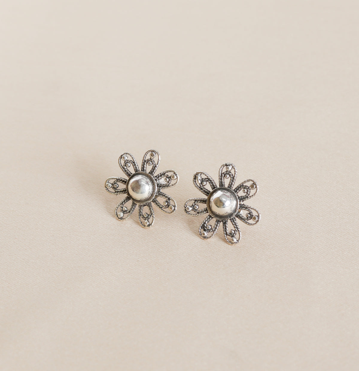 Wired Floral Studds