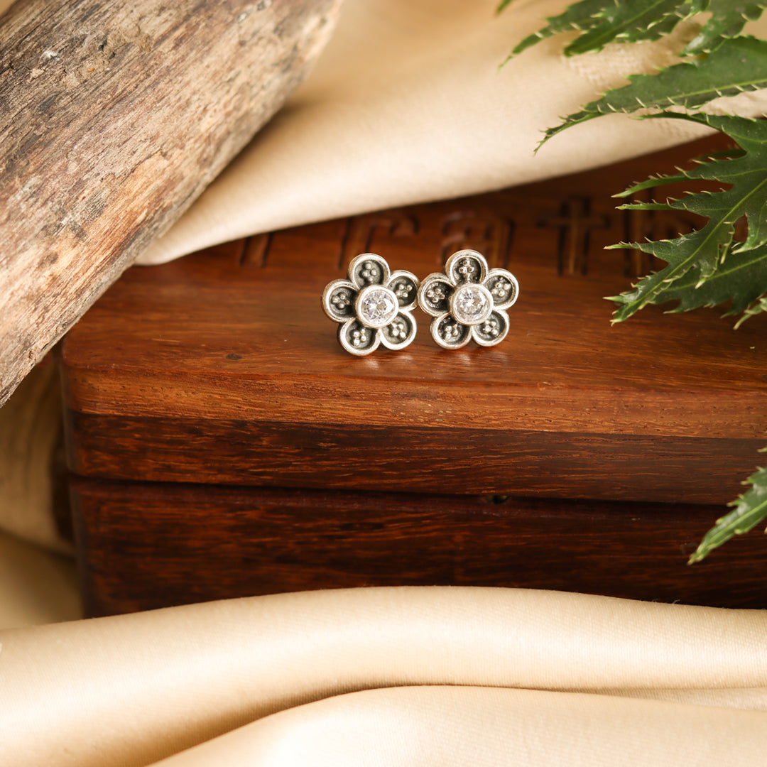 Floral Zircon Studds