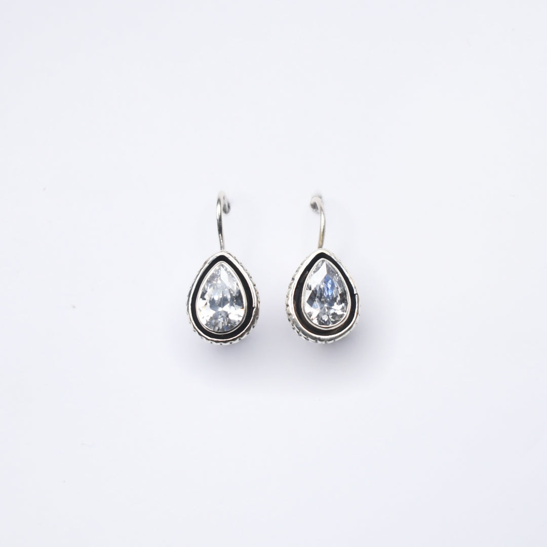 Drop Shape Zircon Hooks