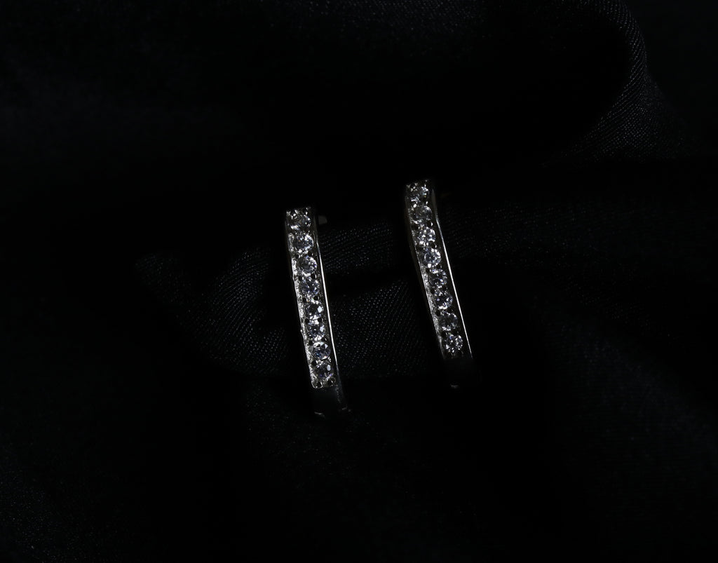 Triangle Hoops