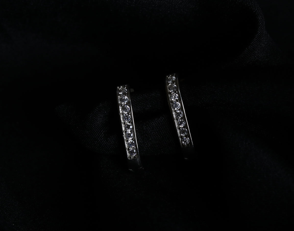 Triangle Hoops