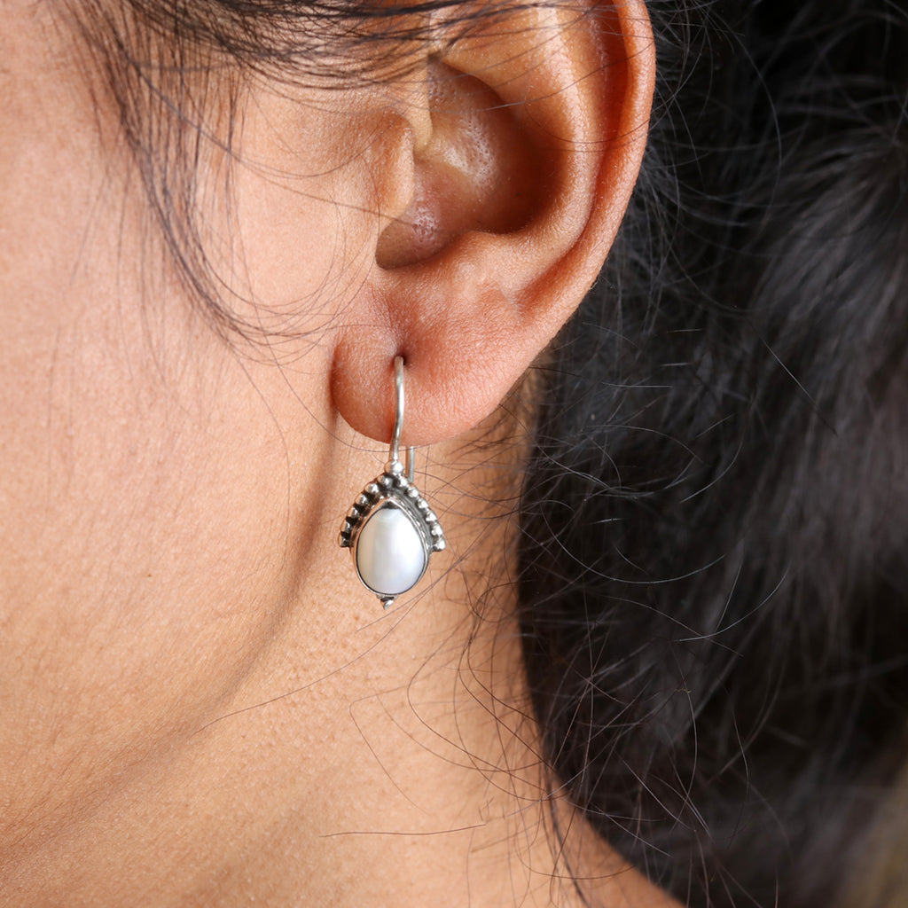 Drop Pearl Hook Earrings