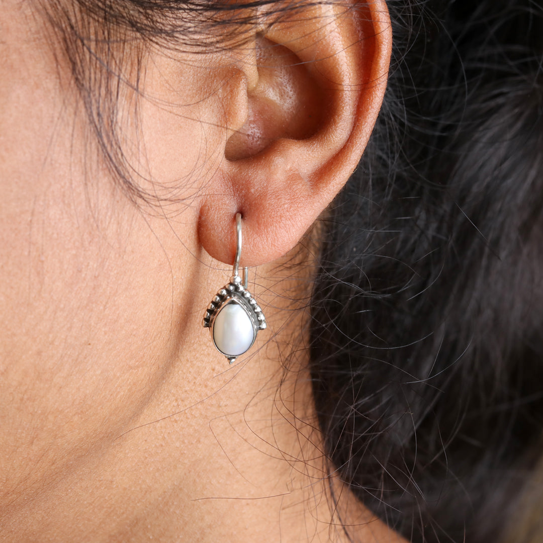 Drop Pearl Hook Earrings