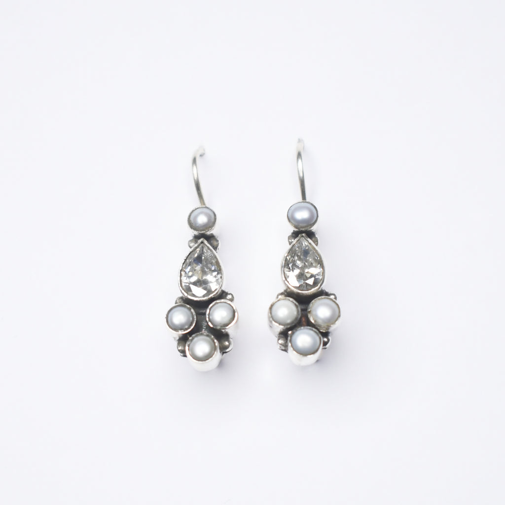 Kundan - Pearl Hook Earrings