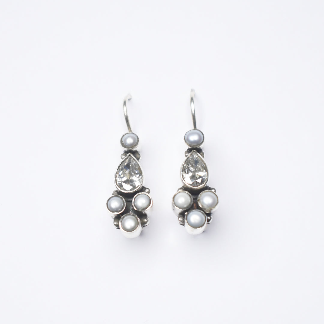Kundan - Pearl Hook Earrings