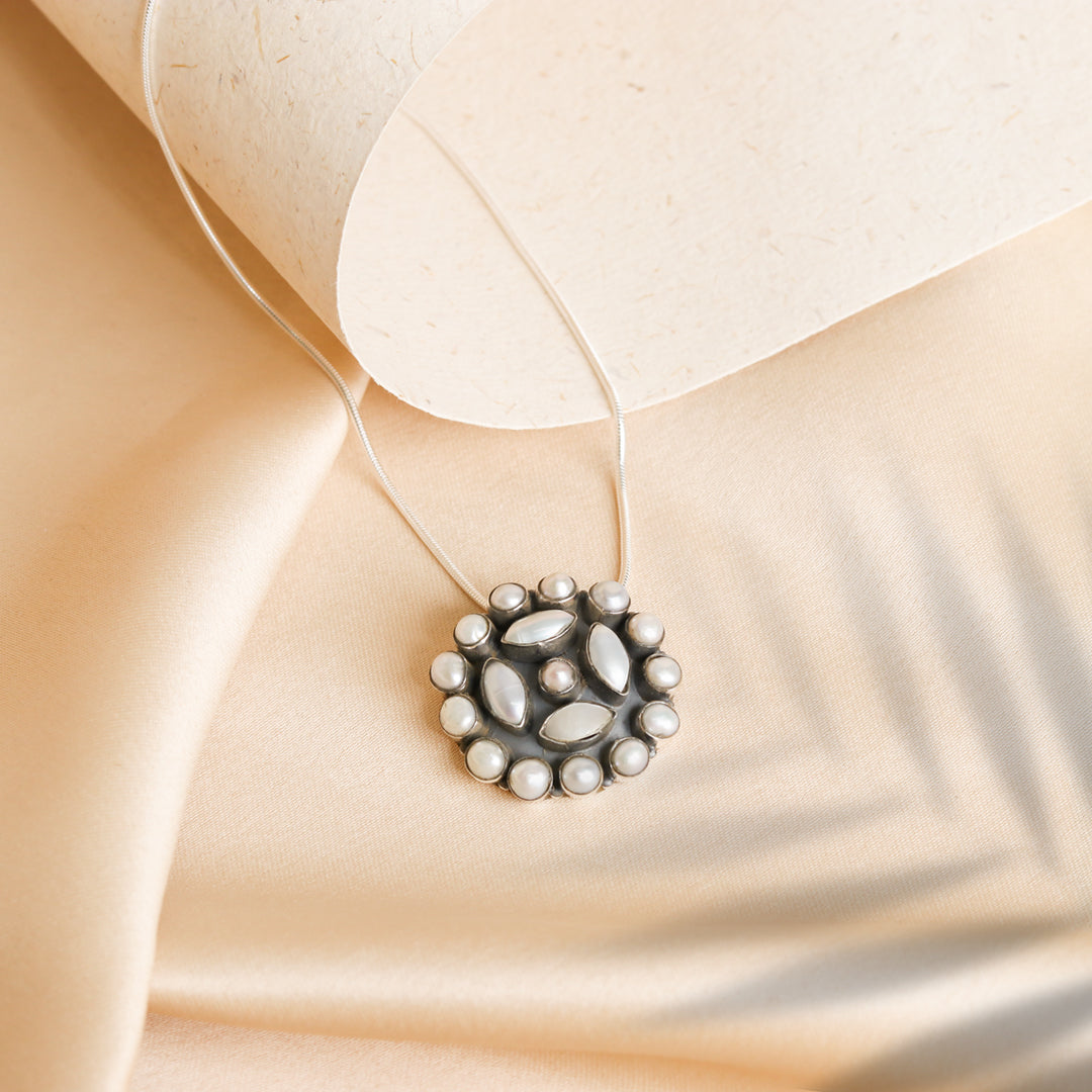 Round Pearl Pendant