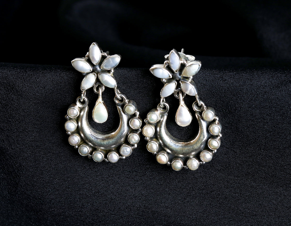 Pearl Chandbali