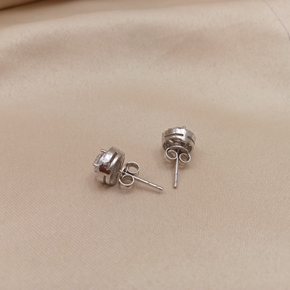 Travel Solitaires Earrings